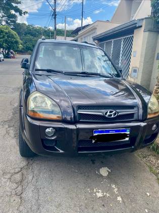 HYUNDAI TUCSON 2.0 MPFI GLS 16V 143CV 2WD GASOLINA 4P AUTOMÁTICO